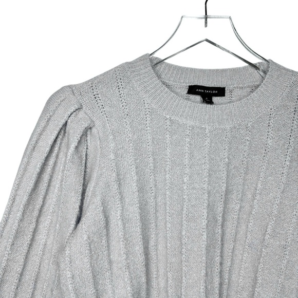 NWT Ann Taylor Soft Spun Cool Gray Balloon Sleeve Women’s Pointelle Sweater Sz M - Picture 4 of 13